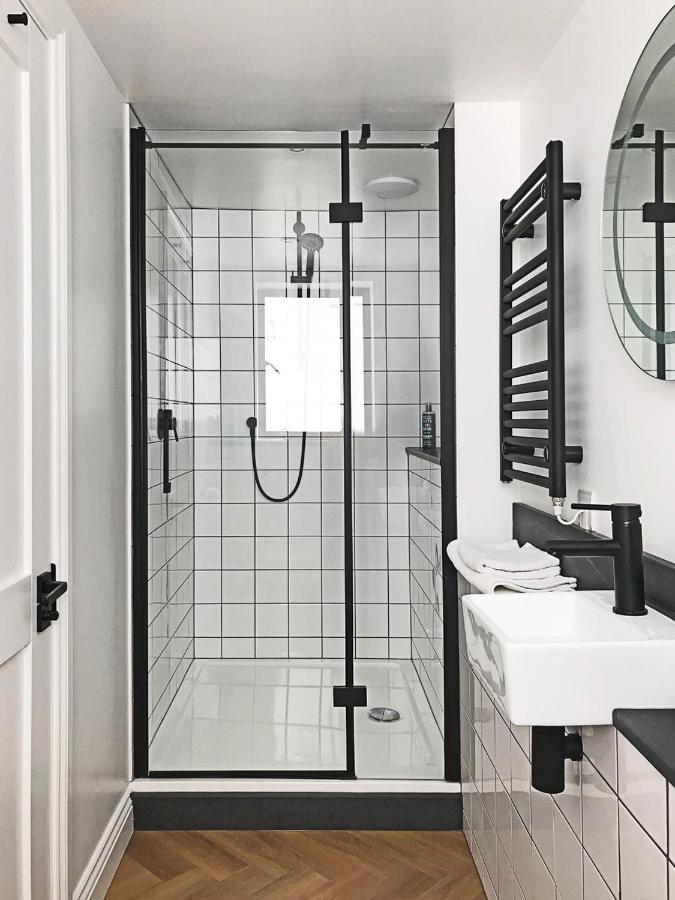 Ilfracombe Townhouse: Restored Historic Home Exterior foto